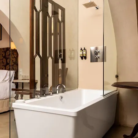 Hotell Hotel Boutique V *